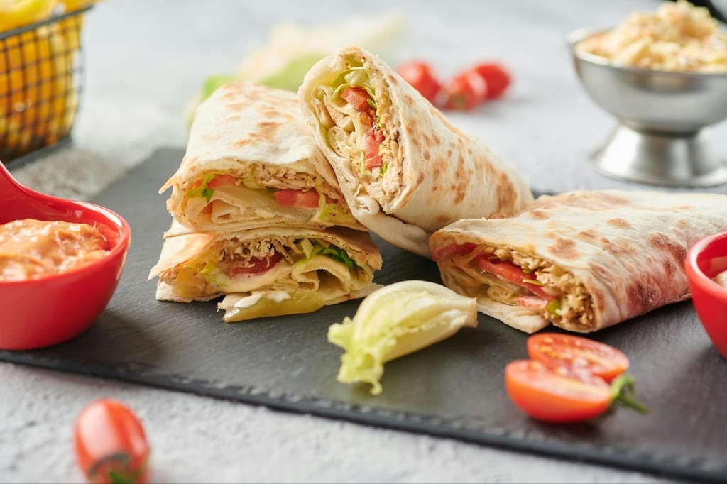 Paneer-Wrap-and-Veggie-Sticks